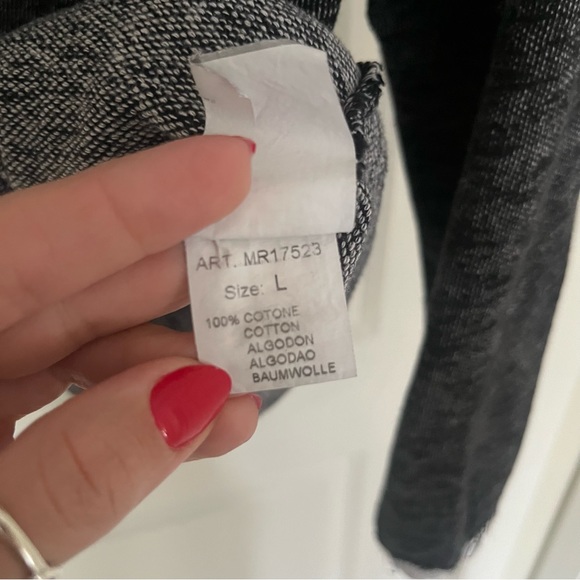 Men’s distressed sweater, made in Italy, grey with white detail, size L - Picture 9 of 10